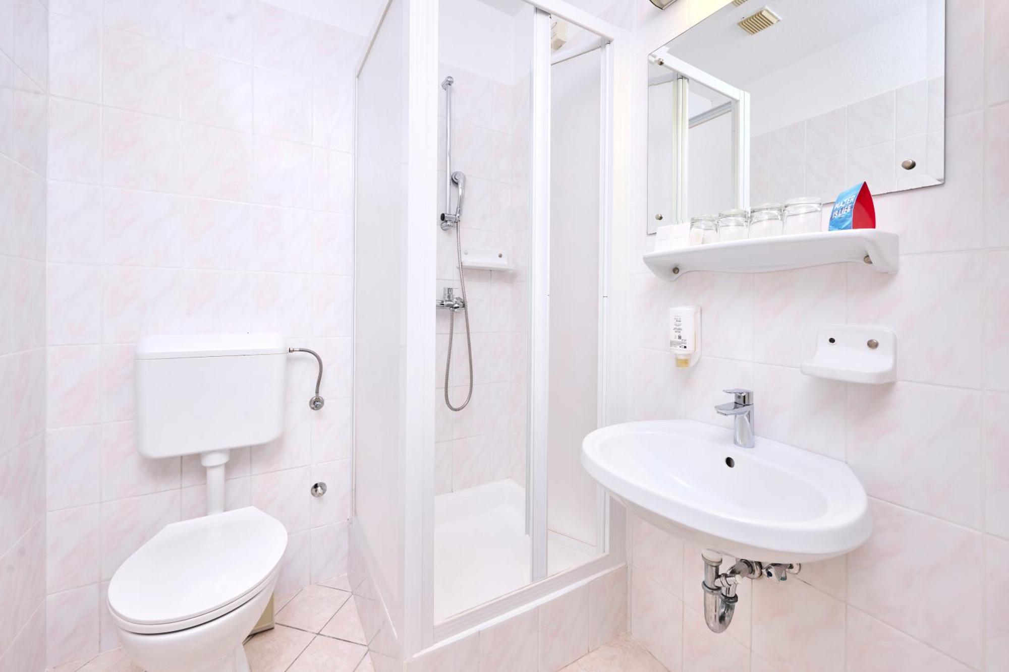 Apartments Galijot Plava Laguna Porec Ngoại thất bức ảnh